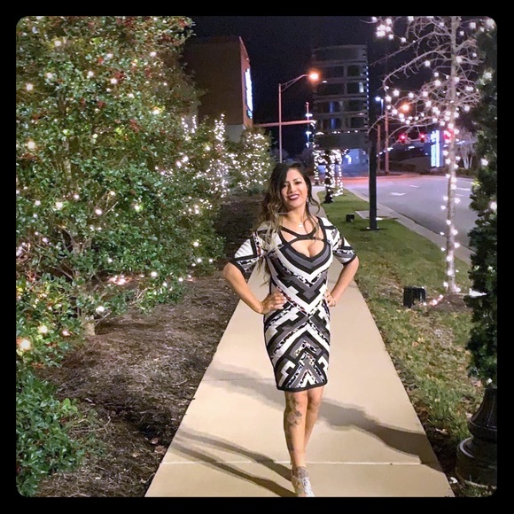 Dress - Picture 1 of 1